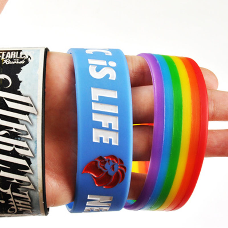 customize silicone bracelets